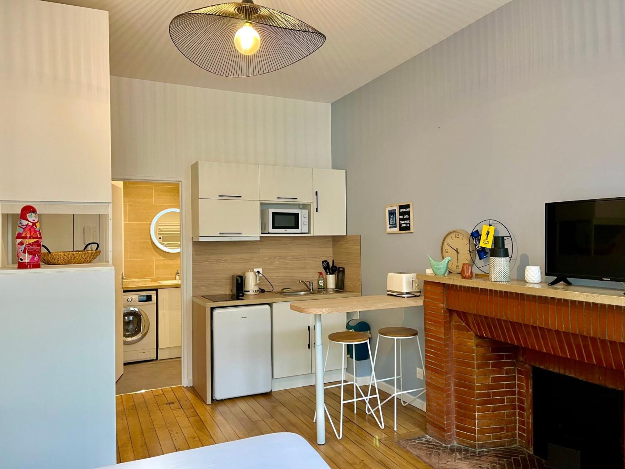 Suite Clovis - 1 Reims Esterno foto
